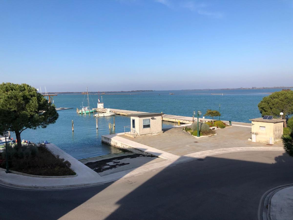 Apartamento Castellan I Grado Exterior foto