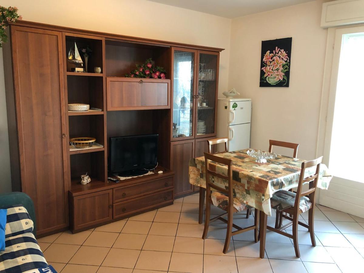 Apartamento Castellan I Grado Exterior foto